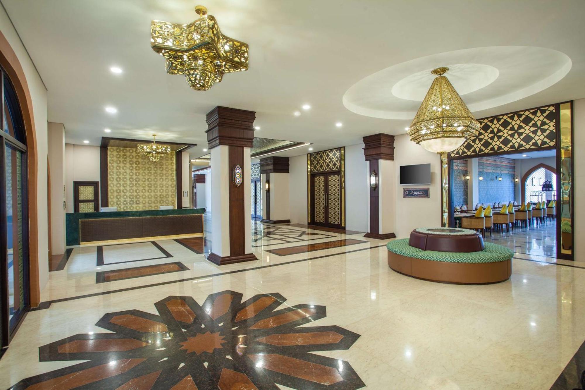 Alhambra Hotel & Convention, BW Signature Collection Tasikmalaya Bagian luar foto